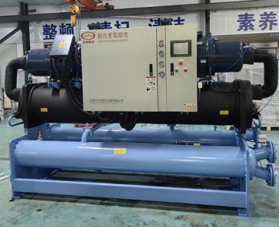 工業(yè)螺桿式水冷冷水機(jī)組工作原理是什么